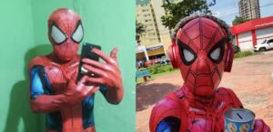 Homem-Aranha suzanense conversa com as crianças pelo celular