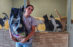 Élin Ariane Goulart da Silva Ramos, 33, é uma das criadoras da criadora da ONG Gatil São Francisco